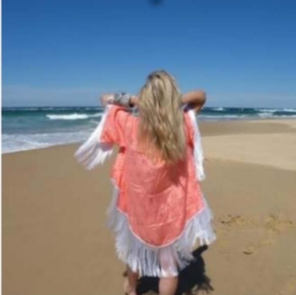 Kimono - Picture 3 of 3